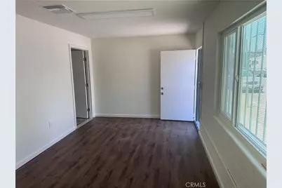 18336 Gault St, Reseda, CA 91335 - Photo 8