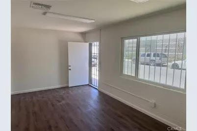 18336 Gault St, Reseda, CA 91335 - Photo 4