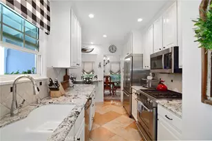 5348 Veloz Ave, Tarzana, CA 91356 - Photo 12