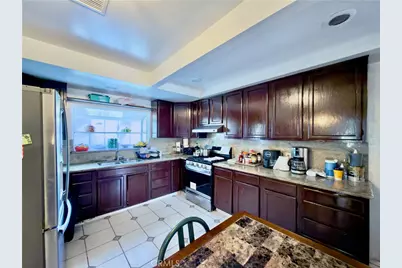 5654 Stansbury, Van Nuys, CA 91401 - Photo 16