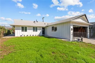 11010 Borden, Pacoima, CA 91331 - Photo 2
