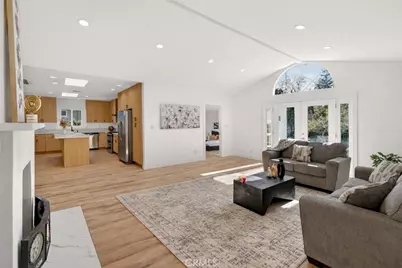 11814 Hesby Street, Valley Village, CA 91606 - Photo 6