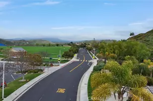 28996 Garnet Canyon Dr, Saugus, CA 91390 - Photo 34