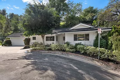 4775 Regalo Road, Woodland Hills, CA 91364 - Photo 2