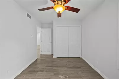 19366 Avenue Of The Oaks, Newhall, CA 91321 - Photo 24