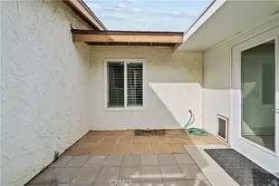 19366 Ave Of The Oaks, Newhall, CA 91321 - Photo 16