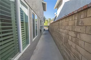 27738 Hyssop Ln, Saugus, CA 91350 - Photo 32