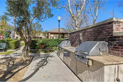 5368 Mantova Court, Fontana, CA 92336 - Photo 30