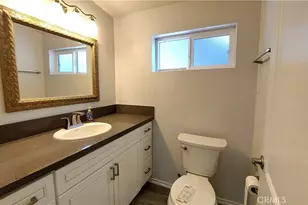 8649 Cantaloupe Ave, Panorama City, CA 91402 - Photo 18