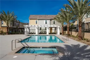 22905 Concord Dr, Saugus, CA 91350 - Photo 32