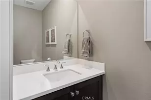 22905 Concord Dr, Saugus, CA 91350 - Photo 14