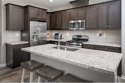 22905 Concord Drive, Saugus, CA 91350 - Photo 12