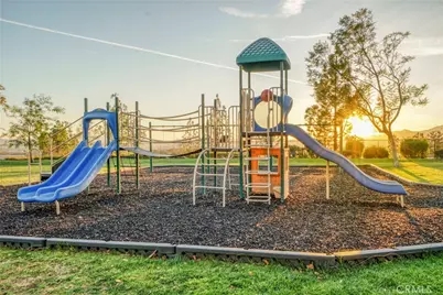 19940 Mariposa Creek, Porter Ranch, CA 91326 - Photo 32