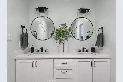 6900 Katherine Avenue, Van Nuys, CA 91405 - Photo 42