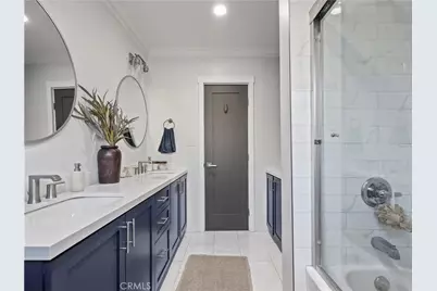 6900 Katherine Avenue, Van Nuys, CA 91405 - Photo 34