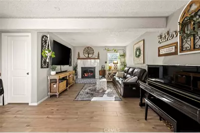 38870 Foxholm Drive, Palmdale, CA 93551 - Photo 6