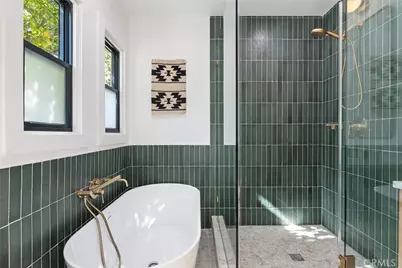 6554 Colbath Avenue, Los Angeles, CA 91401 - Photo 24