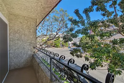 11550 Nebraska Avenue #216, Los Angeles, CA 90025 - Photo 12