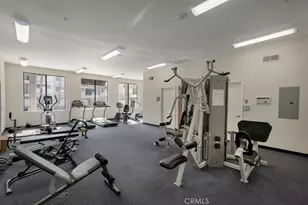 17735 Kinzie St, Northridge, CA 91325 - Photo 36