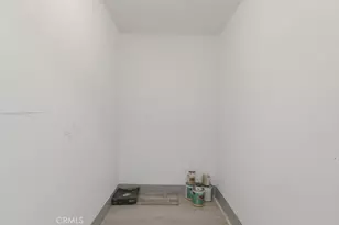 17735 Kinzie St, Northridge, CA 91325 - Photo 30