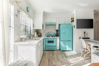 4843 Ben Avenue, Valley Village, CA 91607 - Photo 40