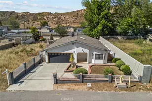 29721 Hunstock, Castaic, CA 91384 - Photo 1