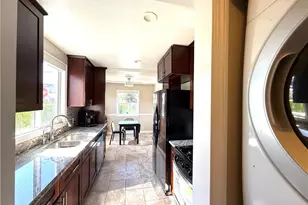 1978 S Holt Ave, Los Angeles, CA 90034 - Photo 24