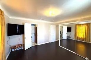 1978 S Holt Ave, Los Angeles, CA 90034 - Photo 20