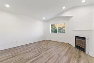 14439 Grandiflors, Canyon Country, CA 91387 - Photo 22