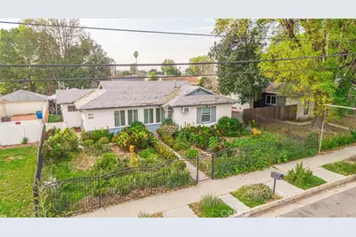 8523 & 8521 Lindley Avenue, Northridge, CA 91325 - Photo 2