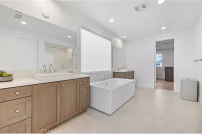 24152 West Corte Ala, Valencia, CA 91354 - Photo 34