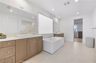 24152 W Corte Ala, Valencia, CA 91354 - Photo 34