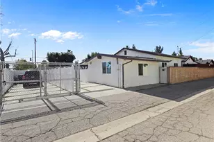 15801 Chatsworth, Granada Hills, CA 91344 - Photo 6