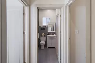 15801 Chatsworth, Granada Hills, CA 91344 - Photo 28