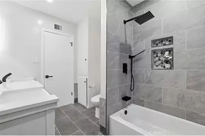 16025 Calahan St, North Hills, CA 91343 - Photo 14