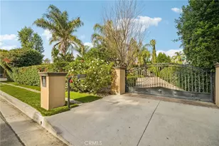 17401 Raymer St, Sherwood Forest, CA 91325 - Photo 2