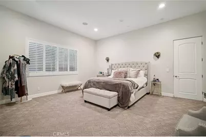 17401 Raymer Street, Sherwood Forest, CA 91325 - Photo 18