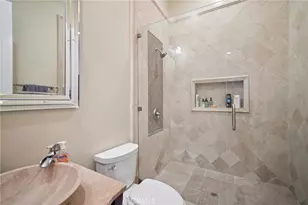 17401 Raymer St, Sherwood Forest, CA 91325 - Photo 26