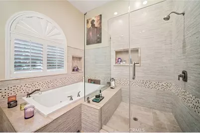 17401 Raymer Street, Sherwood Forest, CA 91325 - Photo 20