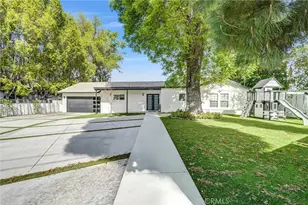 23245 Gonzales Dr, Woodland Hills, CA 91367 - Photo 4