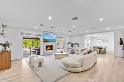 23245 Gonzales Drive, Woodland Hills, CA 91367 - Photo 8