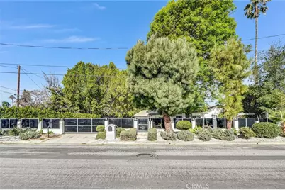 23245 Gonzales Drive, Woodland Hills, CA 91367 - Photo 2