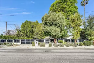 23245 Gonzales Dr, Woodland Hills, CA 91367 - Photo 2