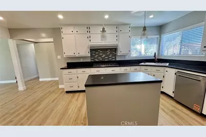 2304 Workman, Simi Valley, CA 93063 - Photo 2