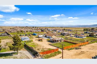 47306 93rd, Lancaster, CA 93536 - Photo 1