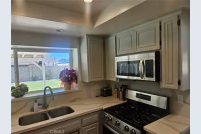 37323 Daybreak Street, Palmdale, CA 93550 - Photo 14