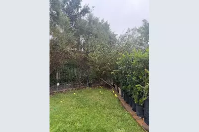 28512 Meadow Heights Court, Canyon Country, CA 91387 - Photo 2