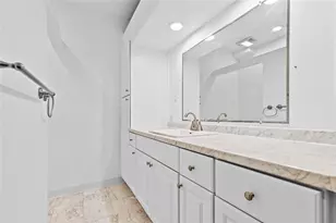 16940 Chatsworth, Granada Hills, CA 91344 - Photo 30