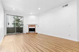 16940 Chatsworth, Granada Hills, CA 91344 - Photo 10