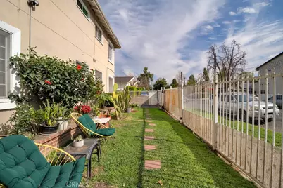 13617 Leadwell, Van Nuys, CA 91405 - Photo 8